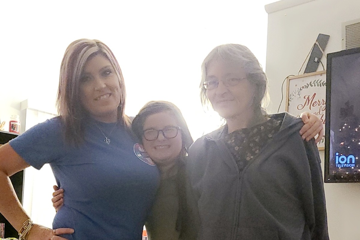 Help lay my mom to rest photo