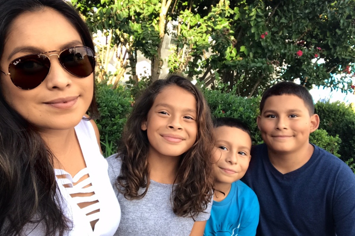 Fundraiser by Elliott Young : Help Mayra Machado Reunite with Her Kids
