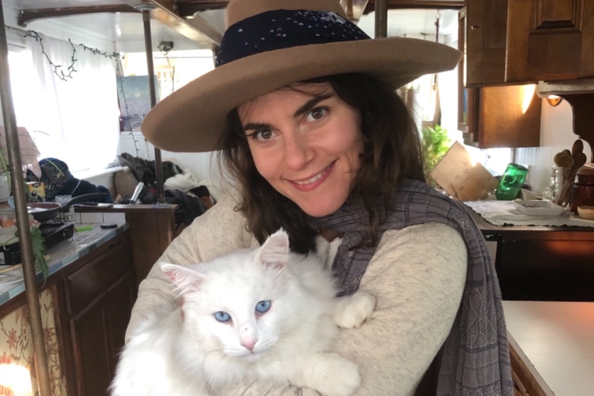 A Helping Hand for Rose photo