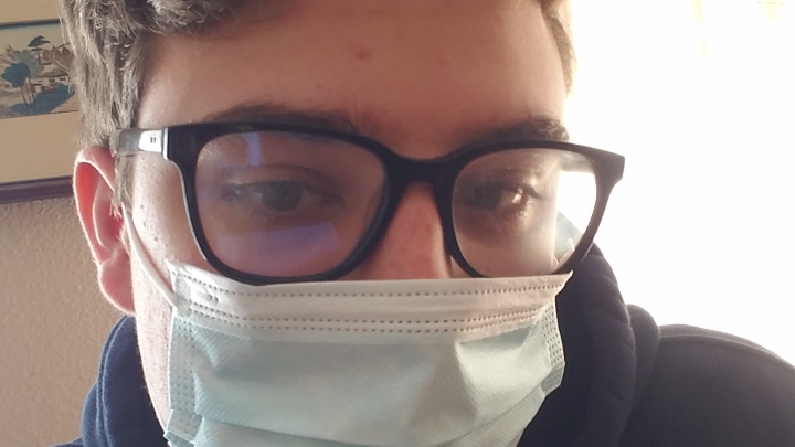 Help Yuri get out of his abusive household photo