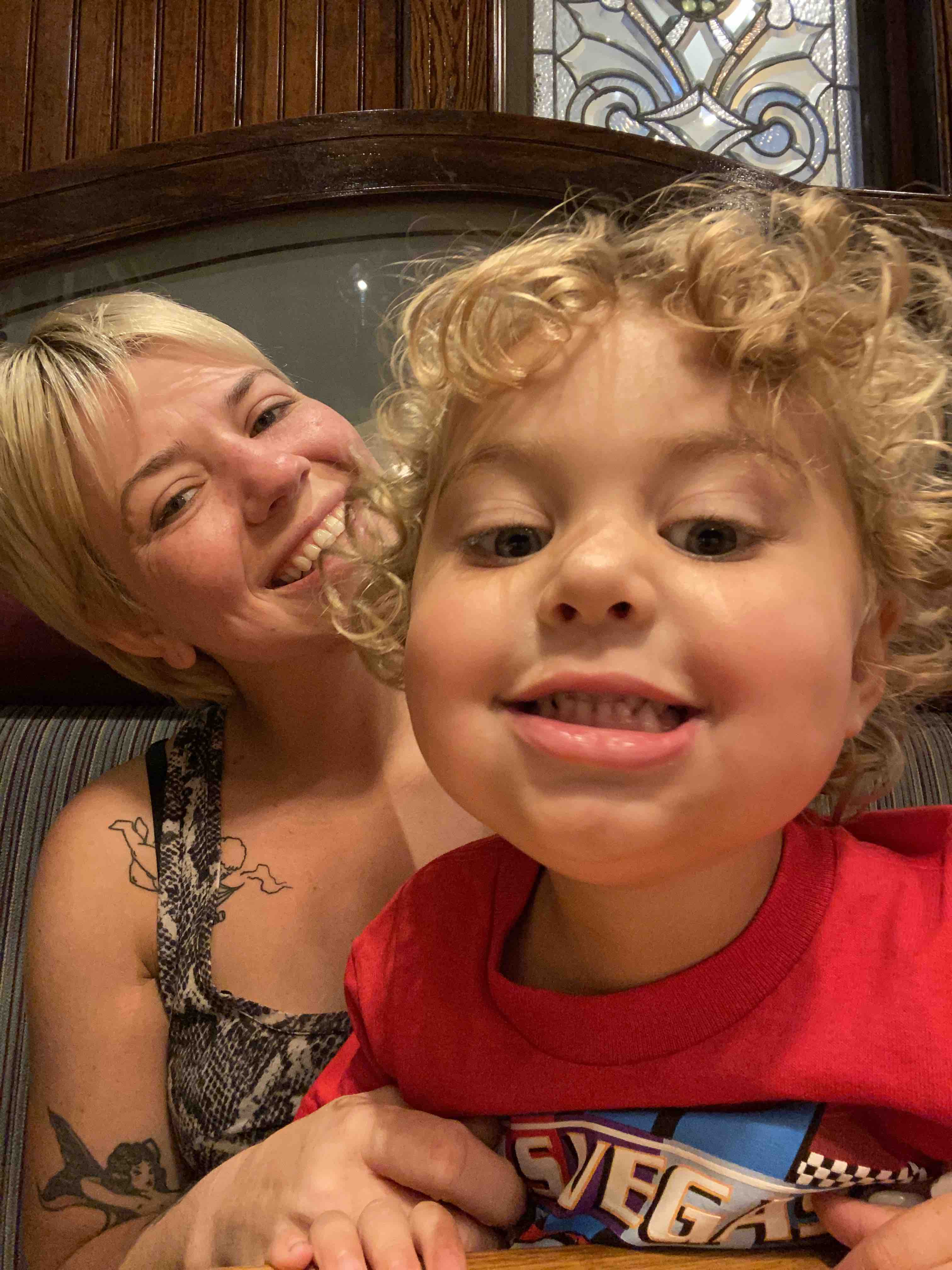 Help a struggling single mom photo