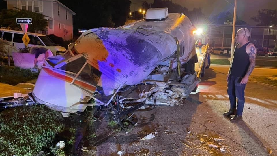 Help Mike Dillon Replace an Airstream and Truck photo