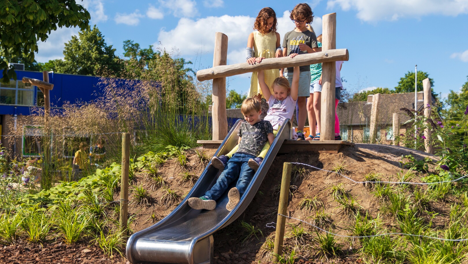 Fundraiser by Margreet Huizer : Talud glijbaan Blauwe Speeltuin Roosendaal