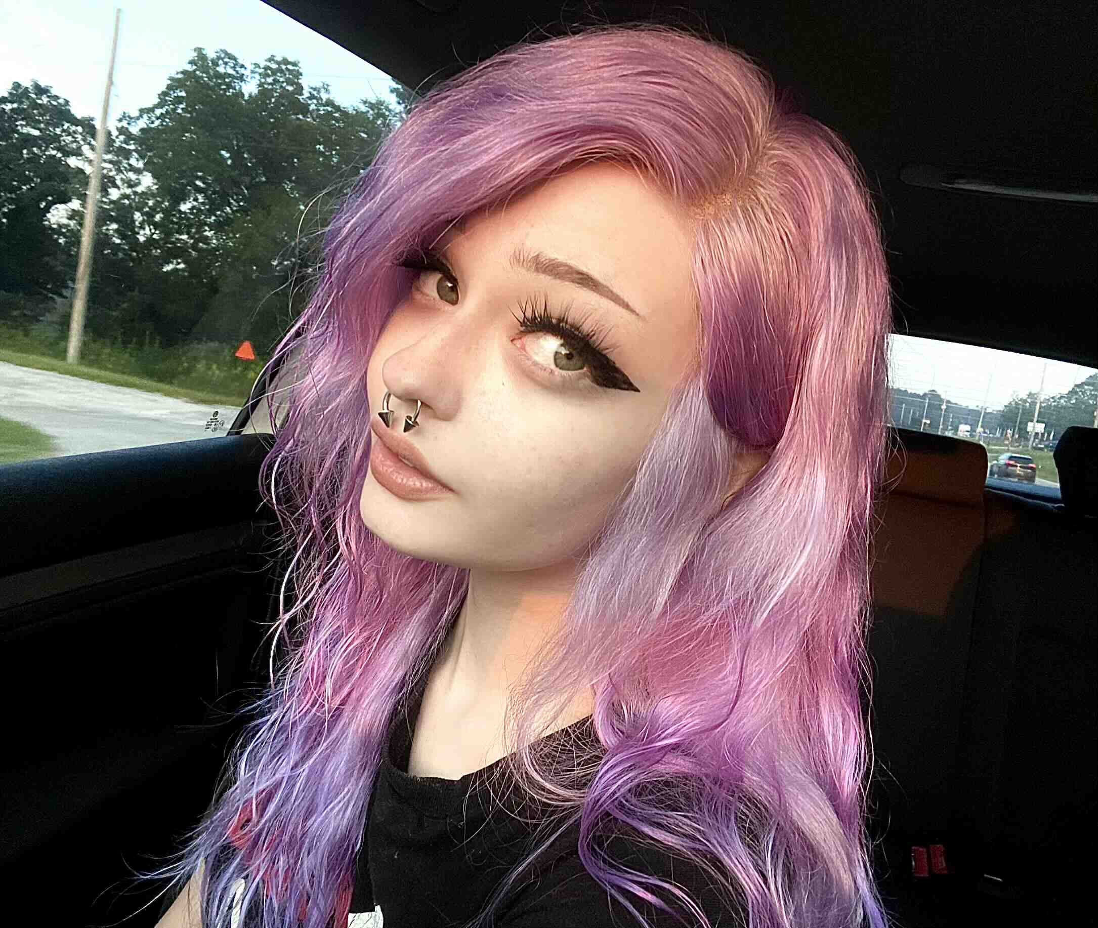 Blue Hair Emo Busty Teens Blue Hair Emo Busty Teens
