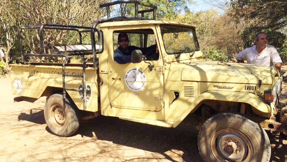 Fundraiser for Brian Darling by Sheldon Nicolle : Let's help fix the Falcon  College Landcruiser