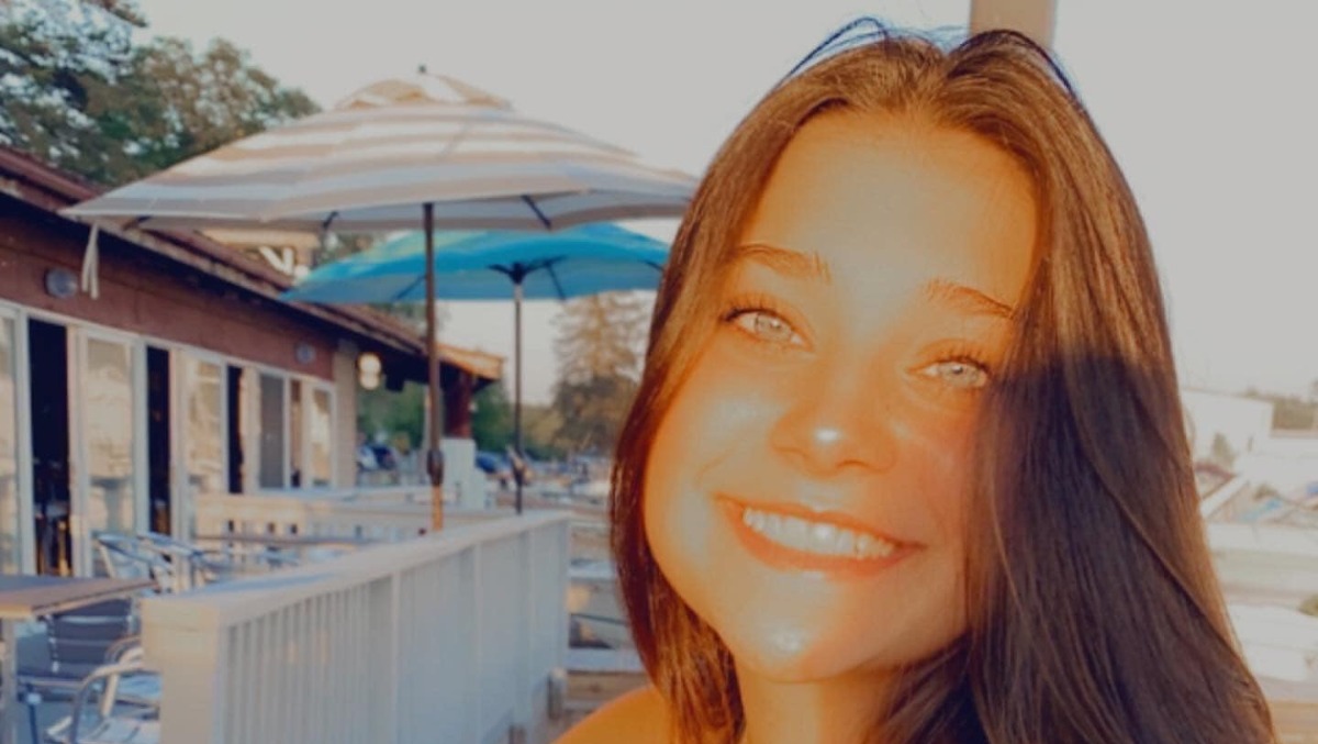 Peyton's medical bills & funeral arrangements photo