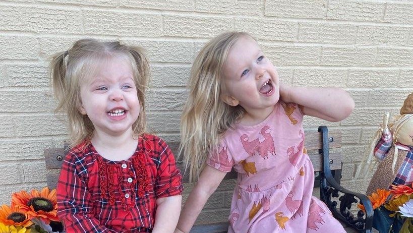 Help Alisha keep a roof over her girls head photo