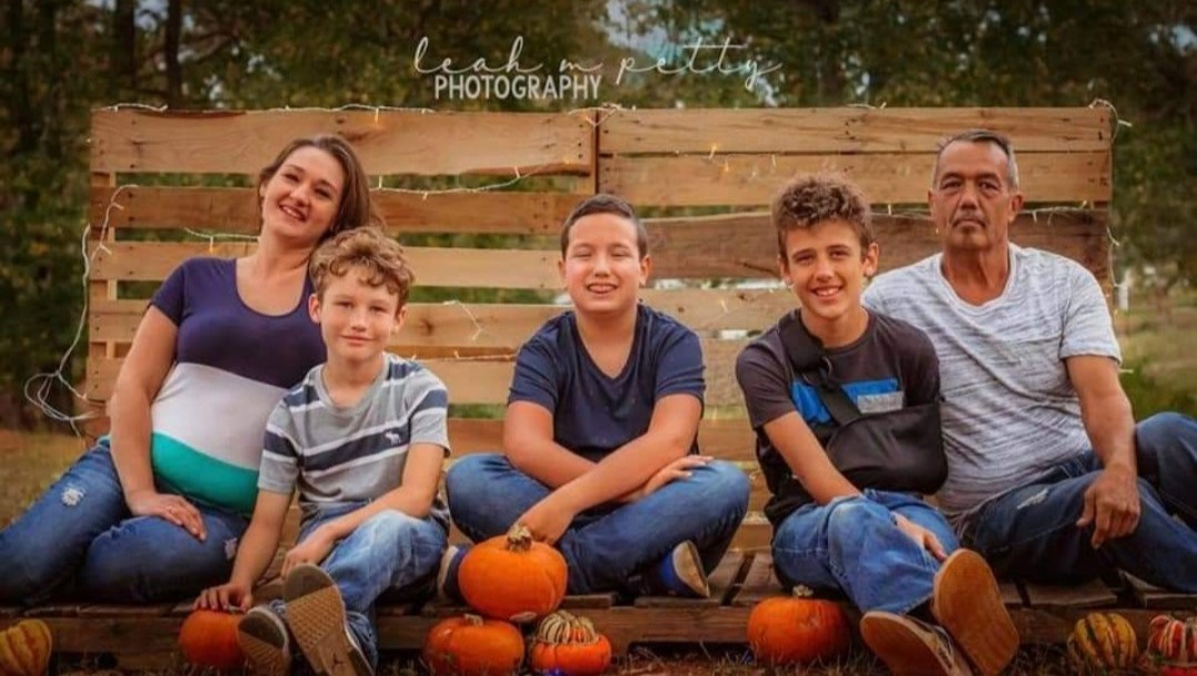 fundraiser-by-katie-farmer-helping-lee-kick-cancer