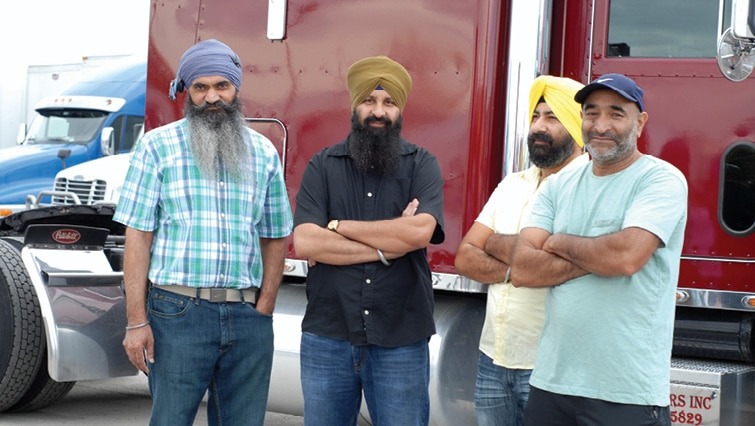 Support Canada's real, struggling truckers photo