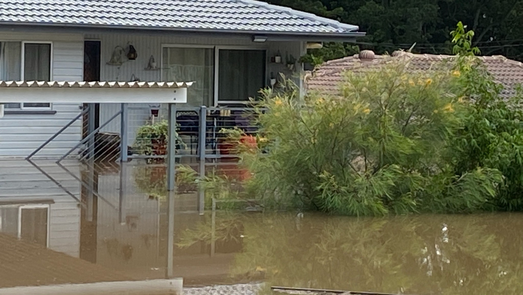 Help an Oxley Family Rebuild Home photo