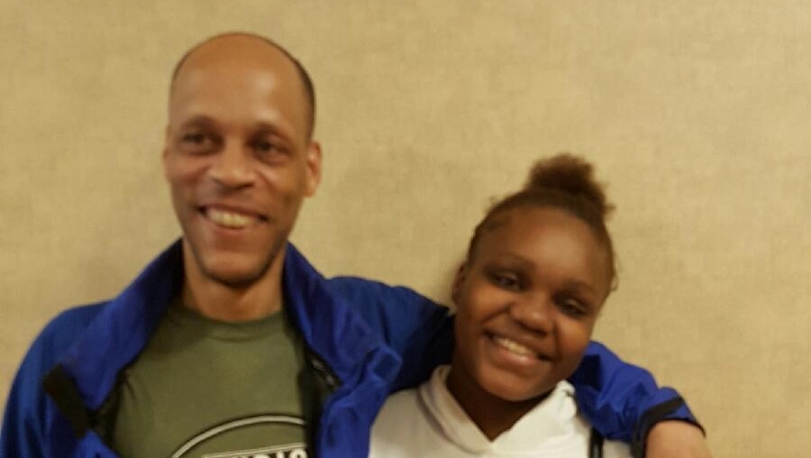Help my niece give her dad a Homegoing Service! photo