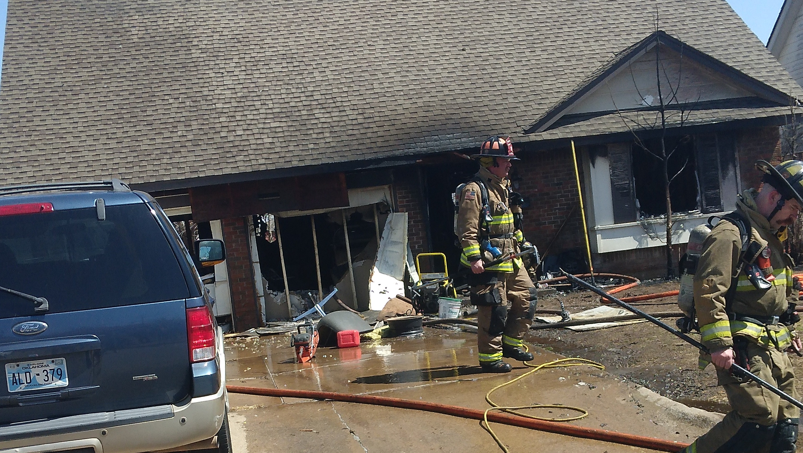 Fundraiser by Keke Fuller Help my family house burned down