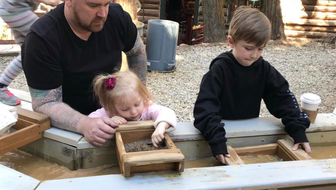 Fundraiser for Melissa Angles by Jason Zwerner Let's help one of our own