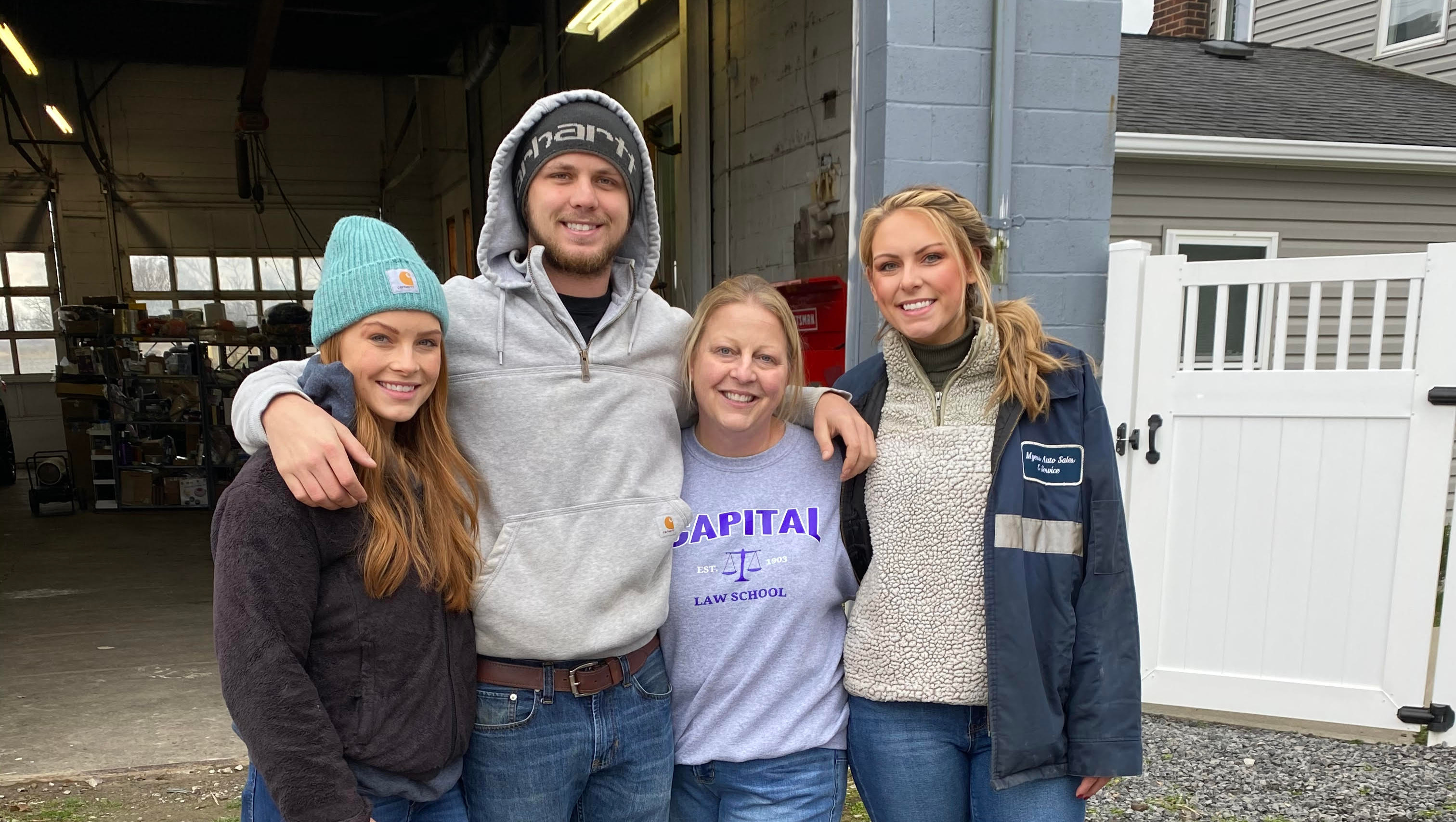 8.  Cdls: One Family'S Courageous Fight For A Cure - 8vkpkld