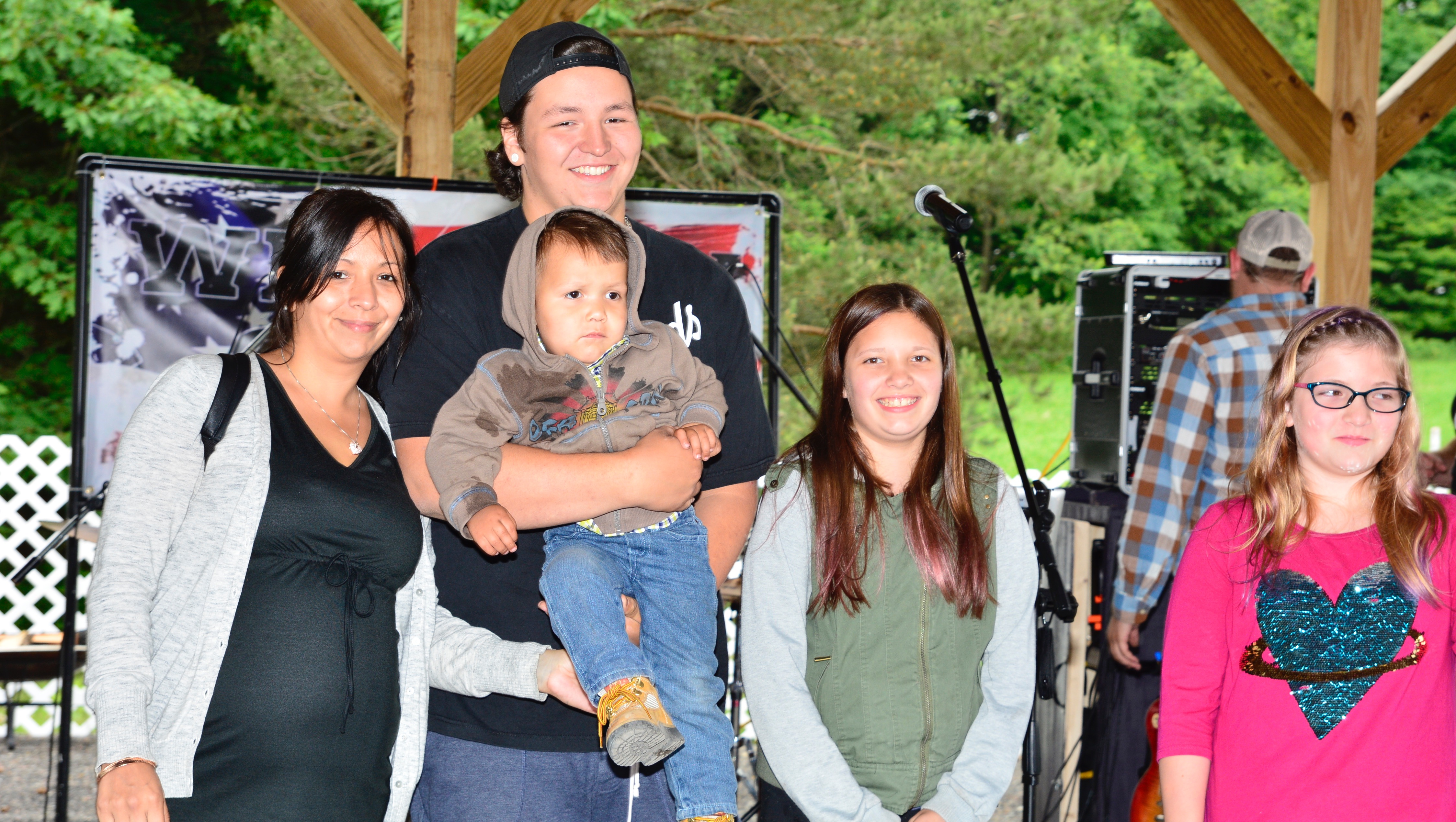 Blake ,Riley,Taylor,Bruce and Maci photo