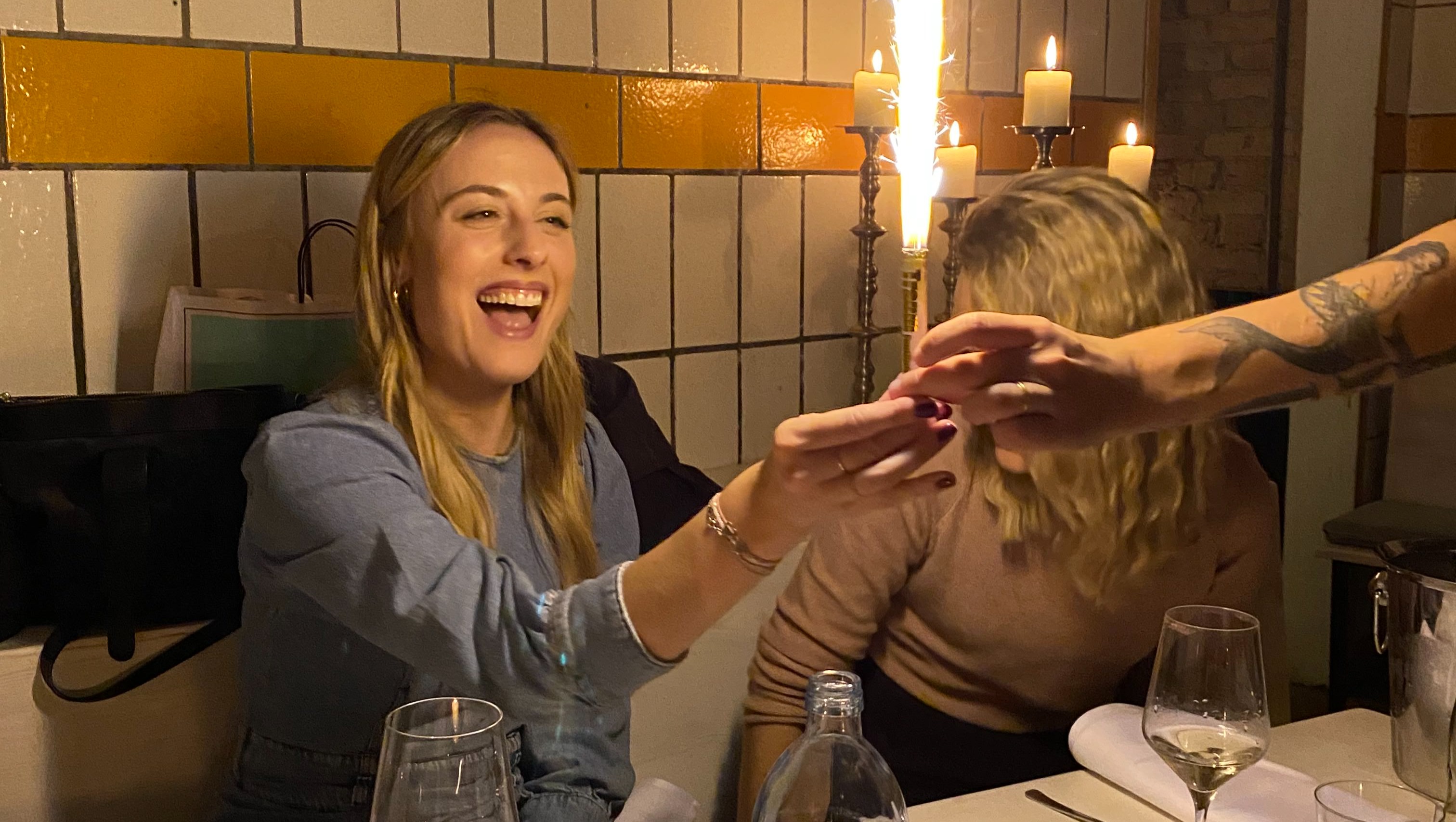 Fundraiser by Christopher Grobe : Julia entdeckt die Welt