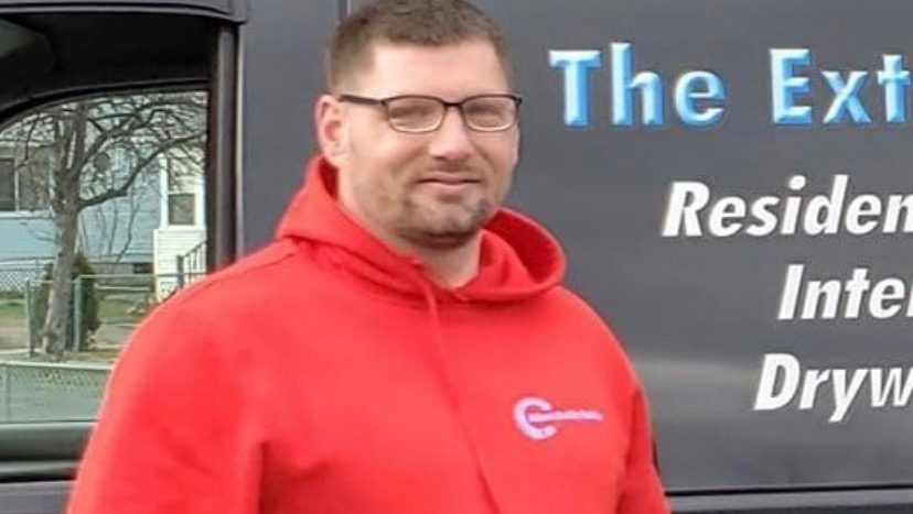 Please help support Adam Farnum’s family photo