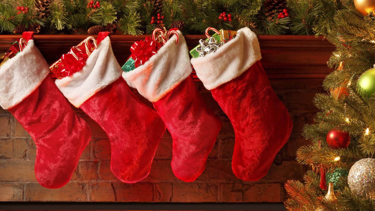 Donate to Help 2 families have a Merry Christmas, organized by Nicole Beckwith