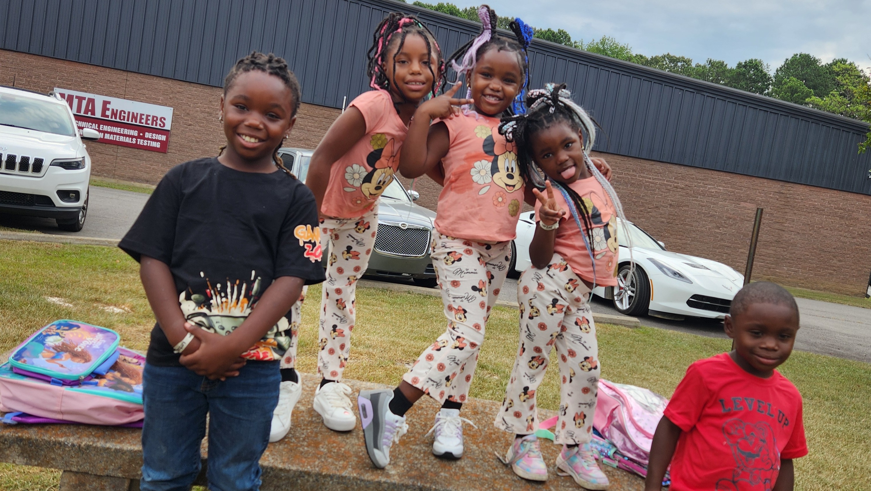 Keneth Langston left us homeless try to relocate please help photo