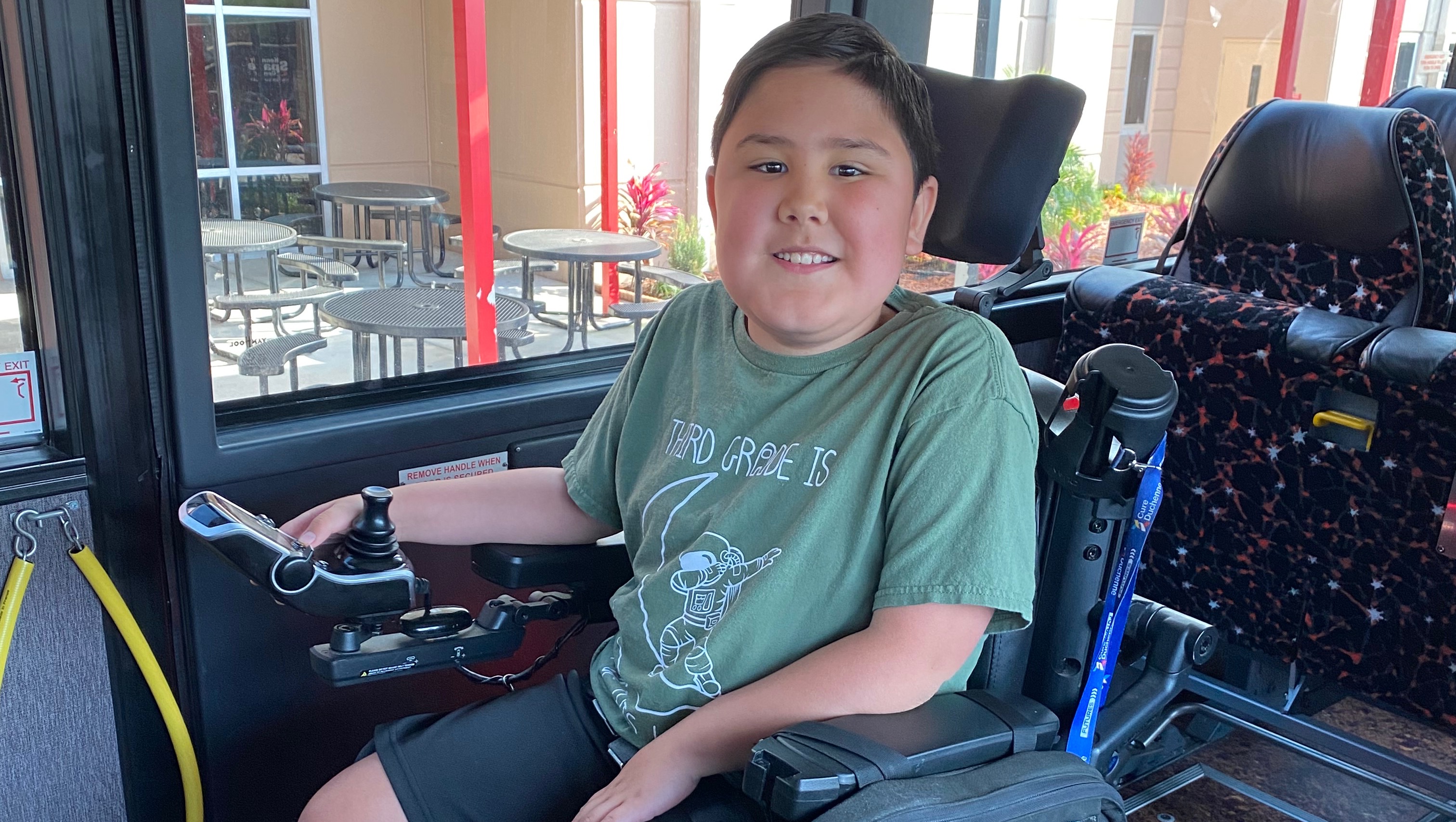 Help Landon get a service dog photo