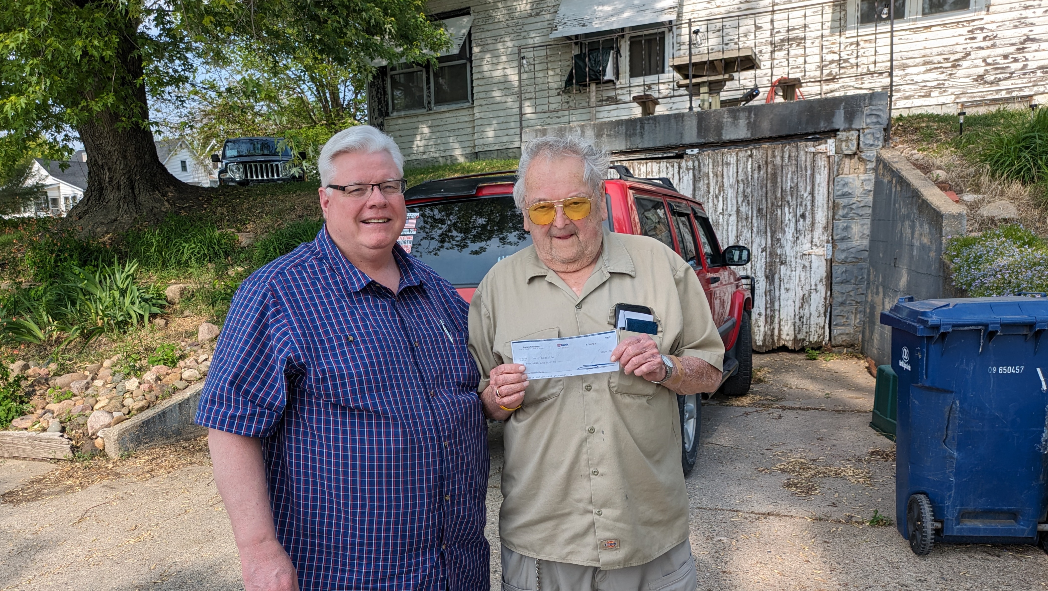 Fundraiser by Luke Knowles : School bus driver now needs help getting home.