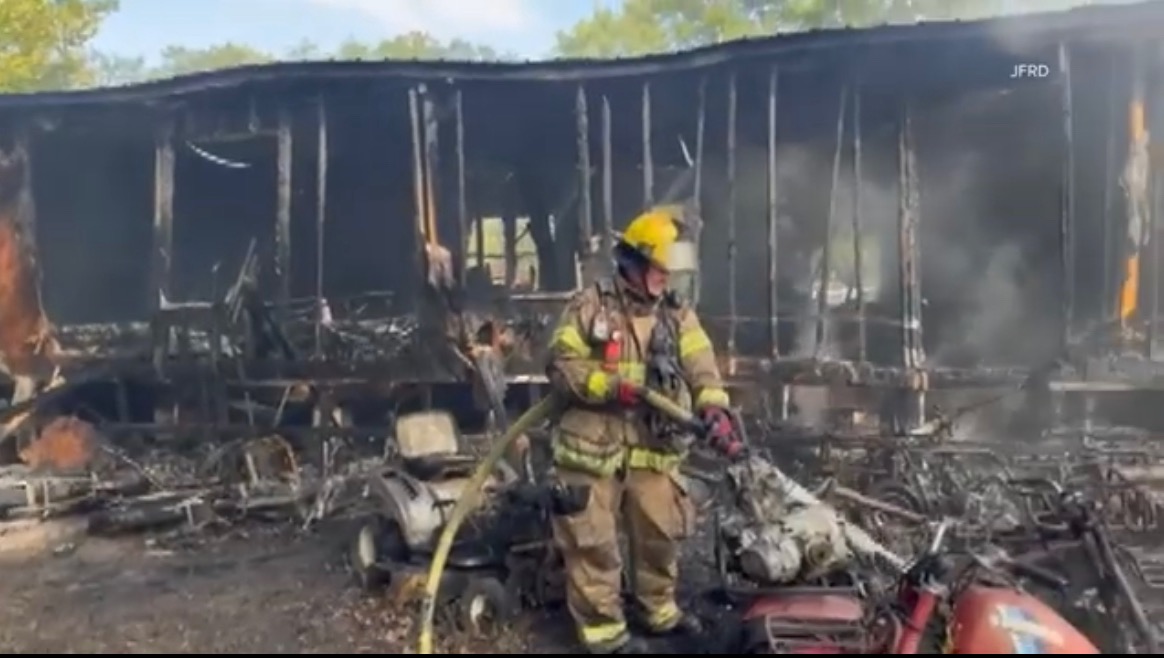Fundraiser by Deanna Hodges : 4 dead, including 3 children, in house fire
