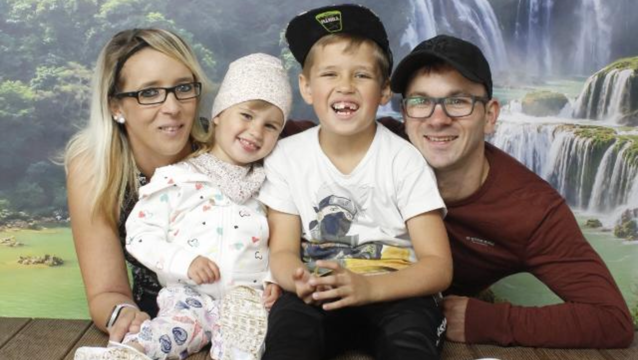 Dachdecker benötigt Unterstützung!! photo