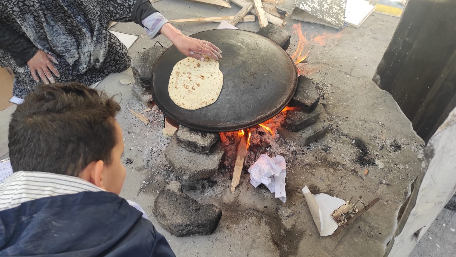 Emergency Aid- Help this family get out of Gaza photo