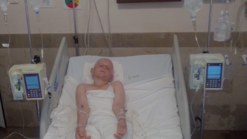 Quiero ayudar a mi cuñado Pancho and Agatha Buecke photo