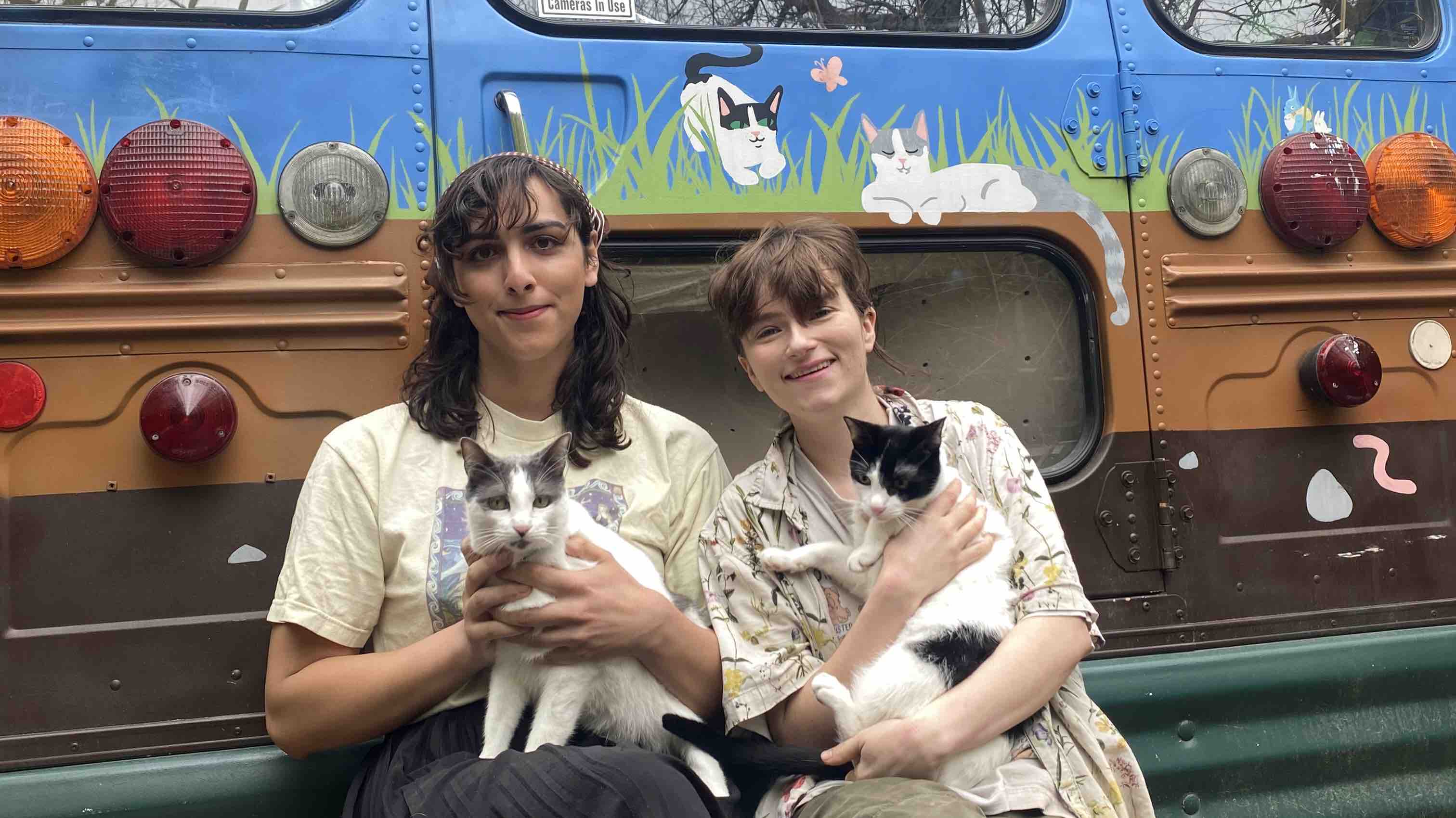 Help a queer couple leave Texas photo