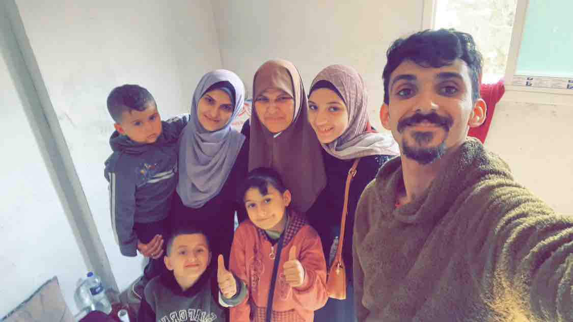 Help Amjad’s Family Flee to Egypt Safely photo