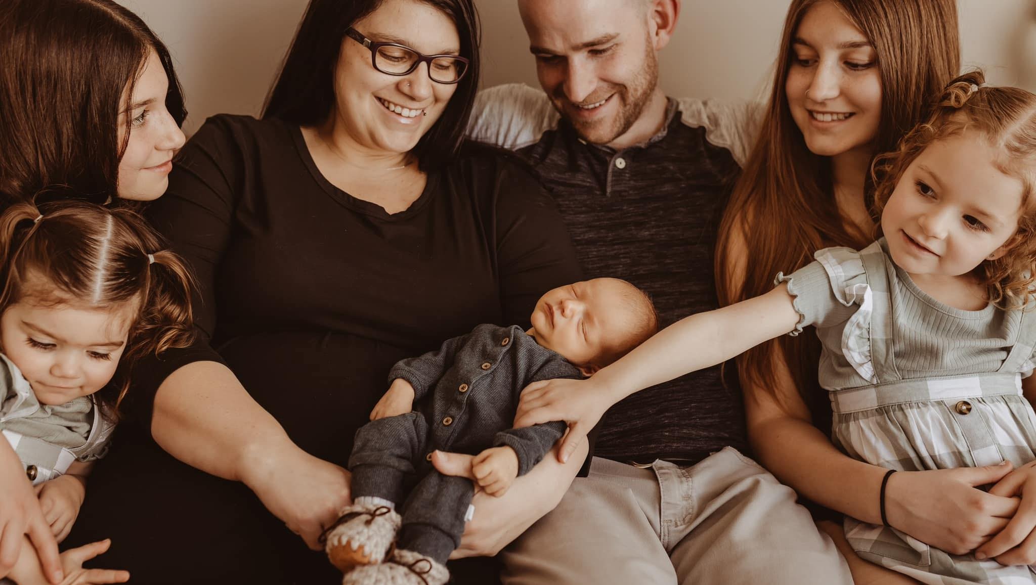 Saving Little Hearts: The De Wit Family photo