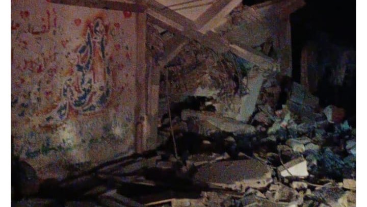 Help Help to eat and survive photo