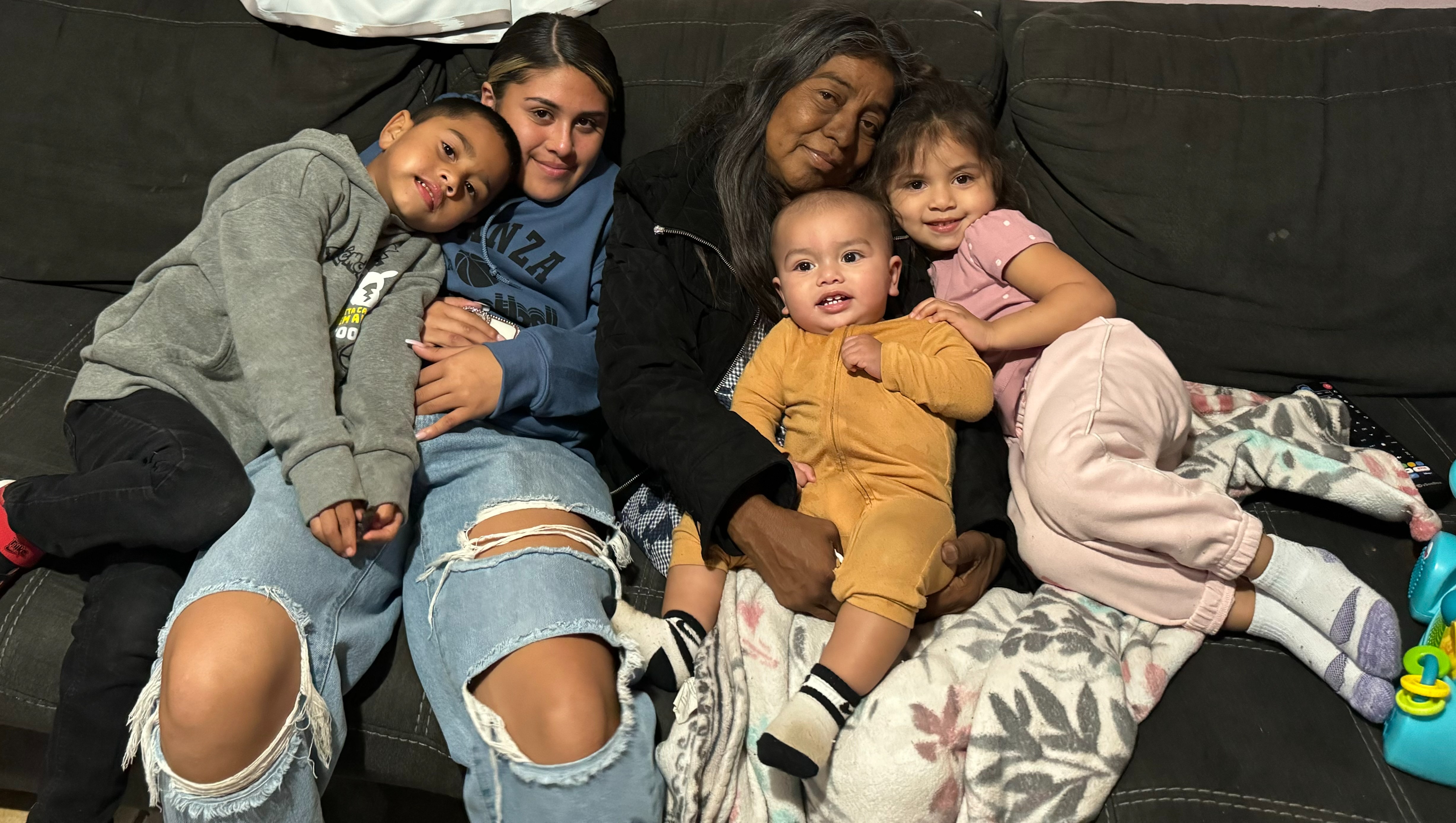 Please help support Maria's cancer expenses photo
