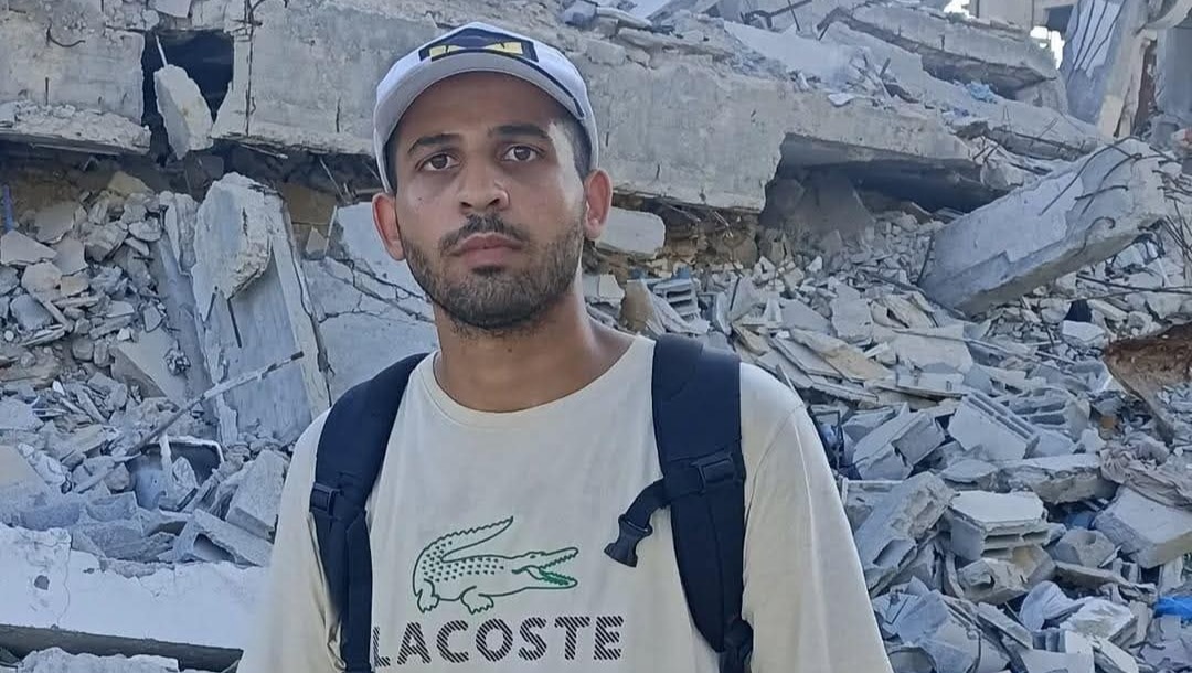 Urgent: Save a family from the war photo