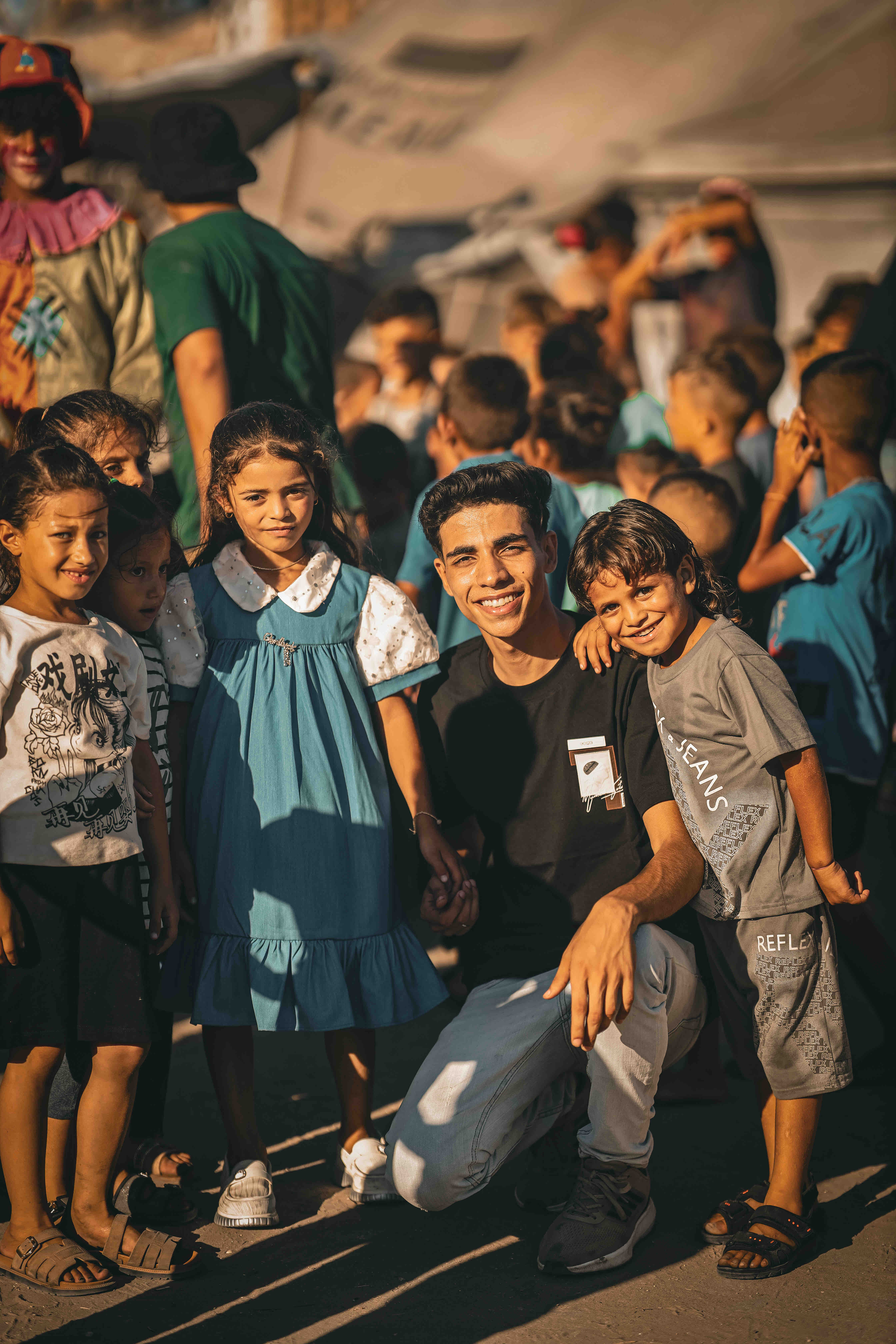 let's help Mohamed and Nour take care of his family campaign photo, 4 of 5