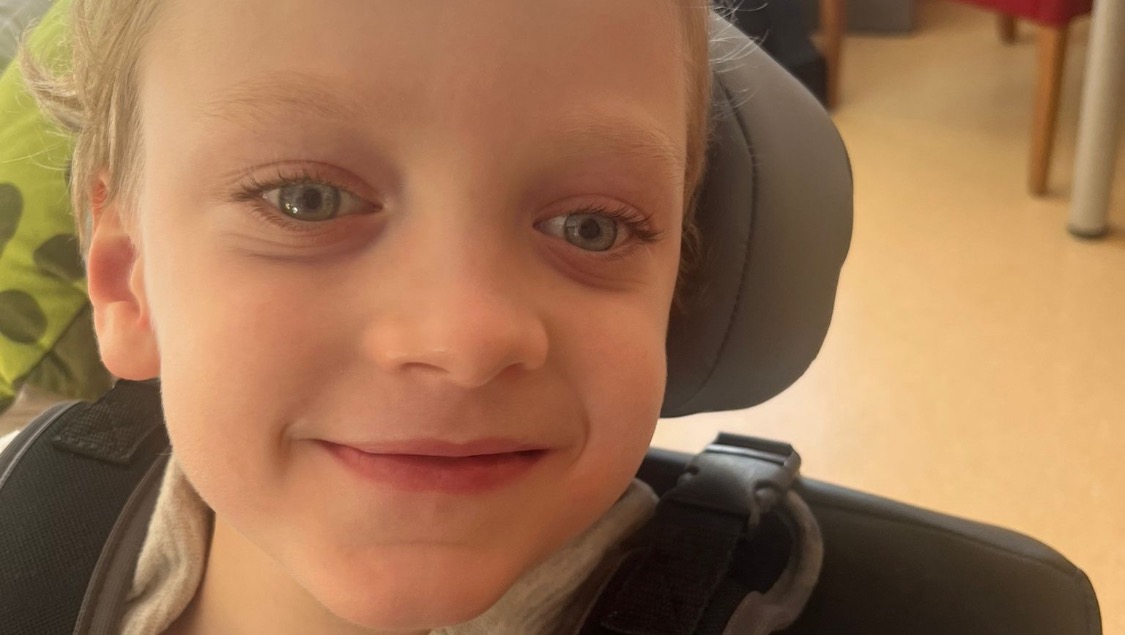 Bitte helft Finn und seiner Familie photo