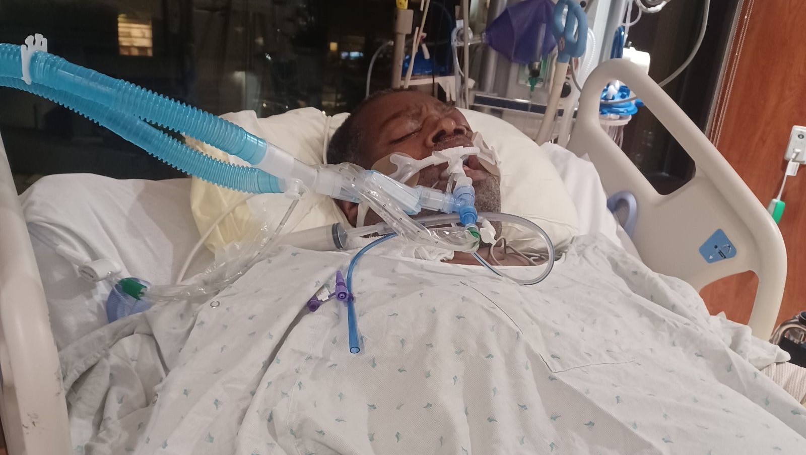 Help Minister Kevin Heal and Recover photo