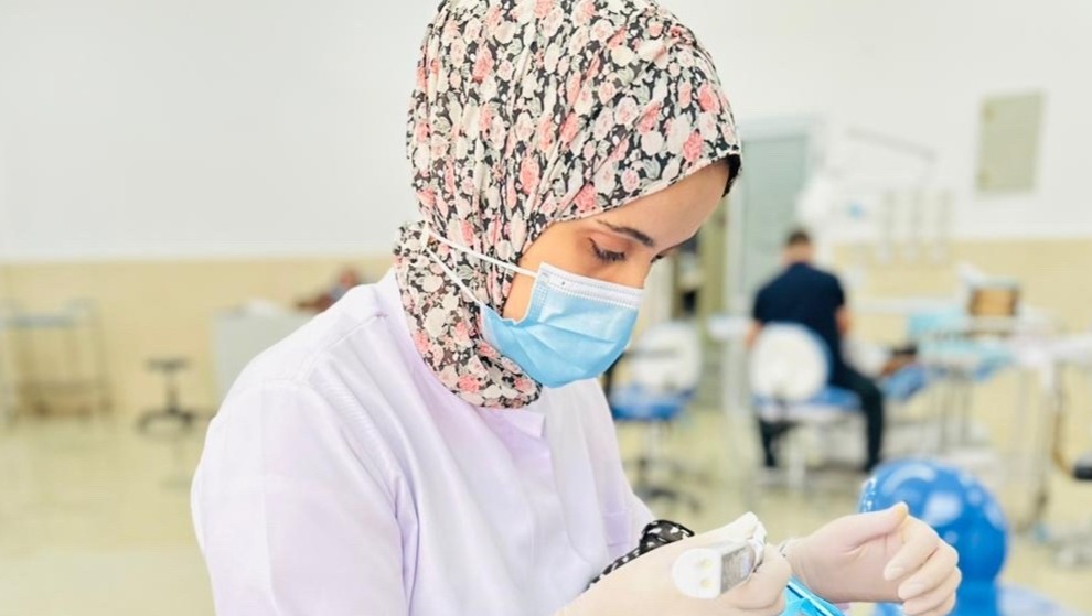 Help Asmaa Continue School Outside of Gaza photo