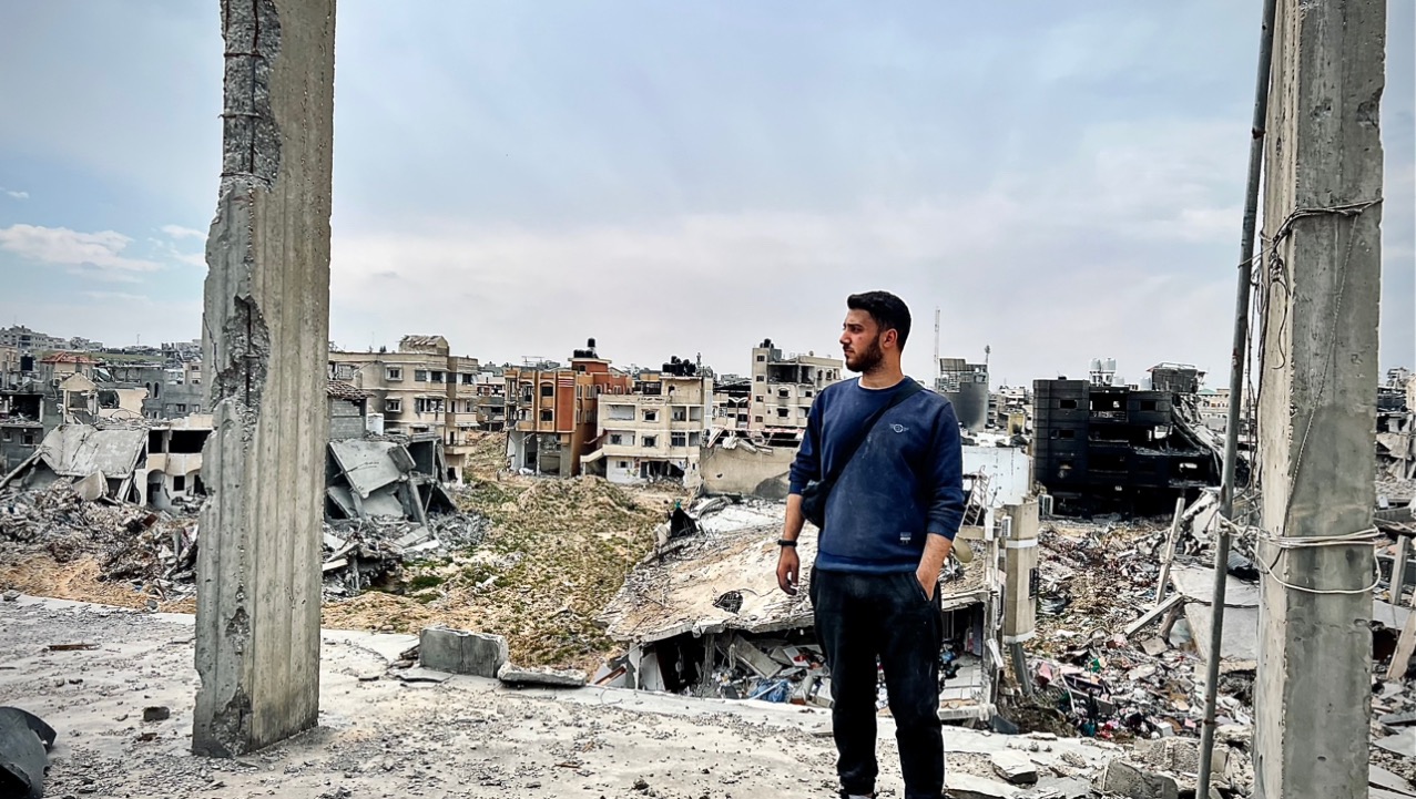 ‏Rising from rubble: Support Hamada and family to stay safe photo