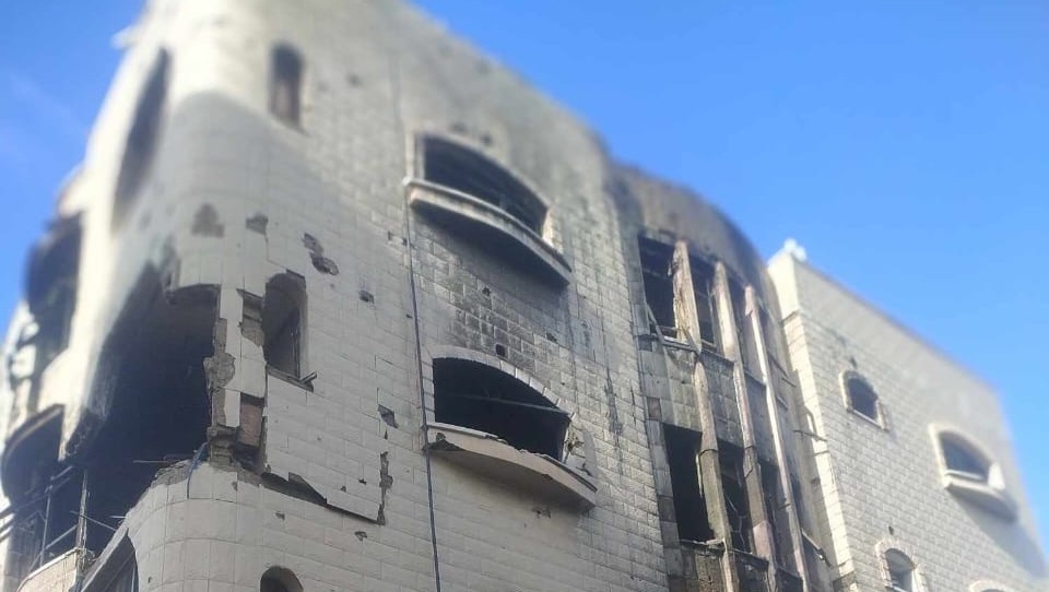 Mumen, Aya and Zaina lose everything in Gaza photo