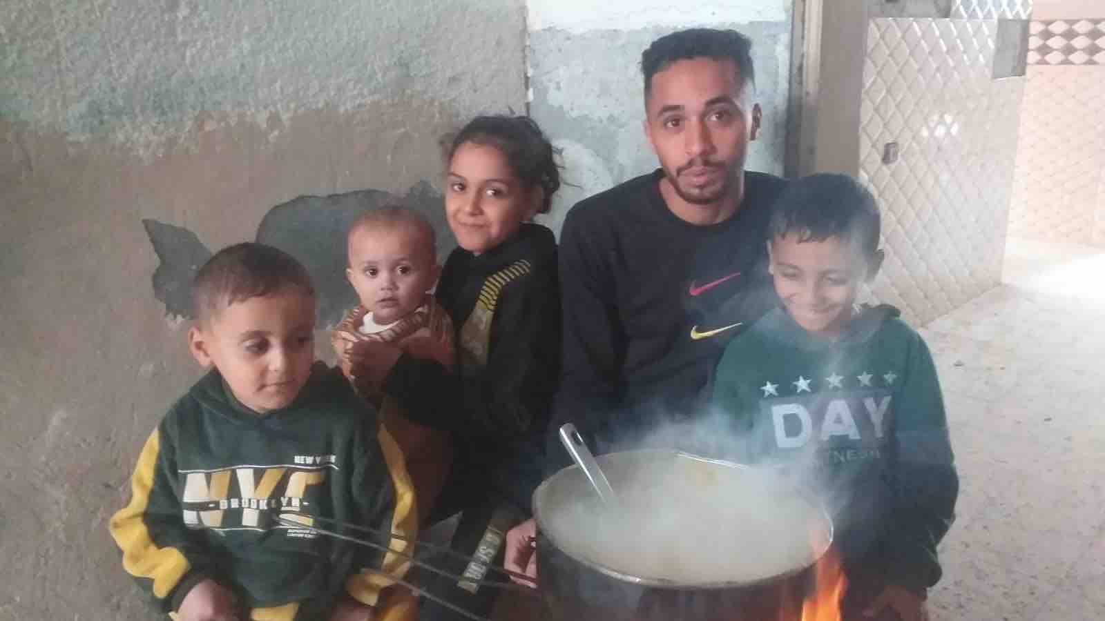 Fundraiser By Aliza A Help Mahmoud His Family Of 16 Survive In Gaza