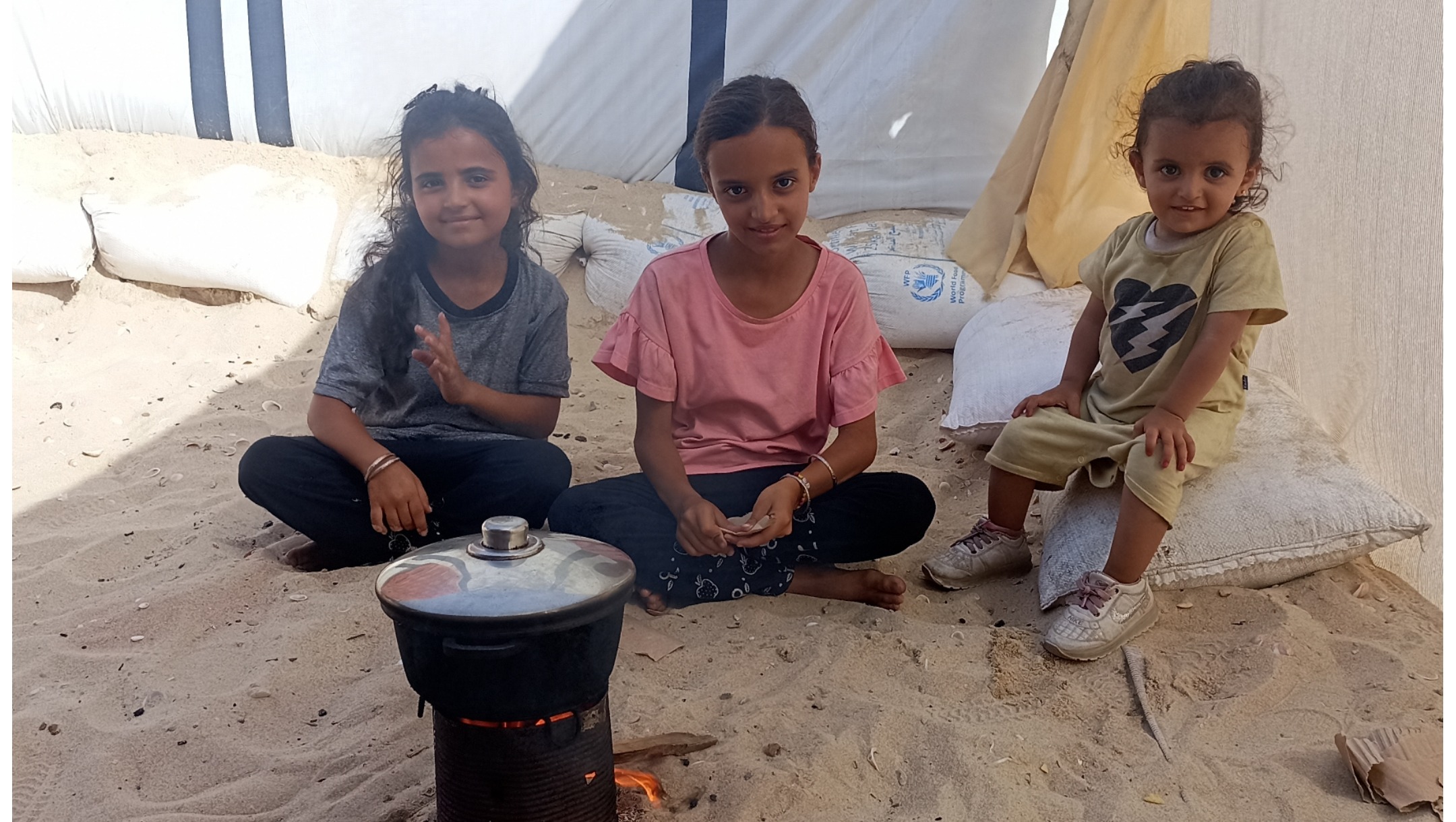 Help the children Eleen, Talen,  Laren and family survive! photo