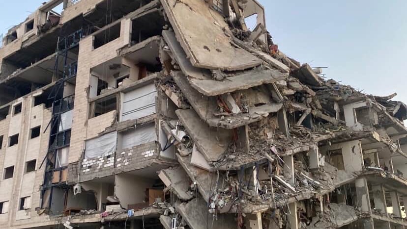 Help my family escape Gaza photo