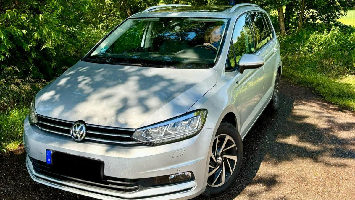 Durch das Auto Freiheit & Selbstbestimmung behalten trotz MS photo