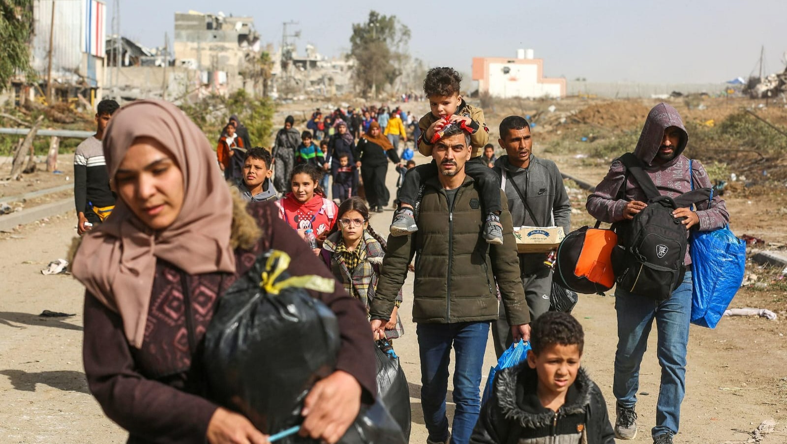 Rescue Sarah and her family from Gaza photo