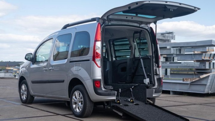 Rolstoelbus voor mijn vader photo