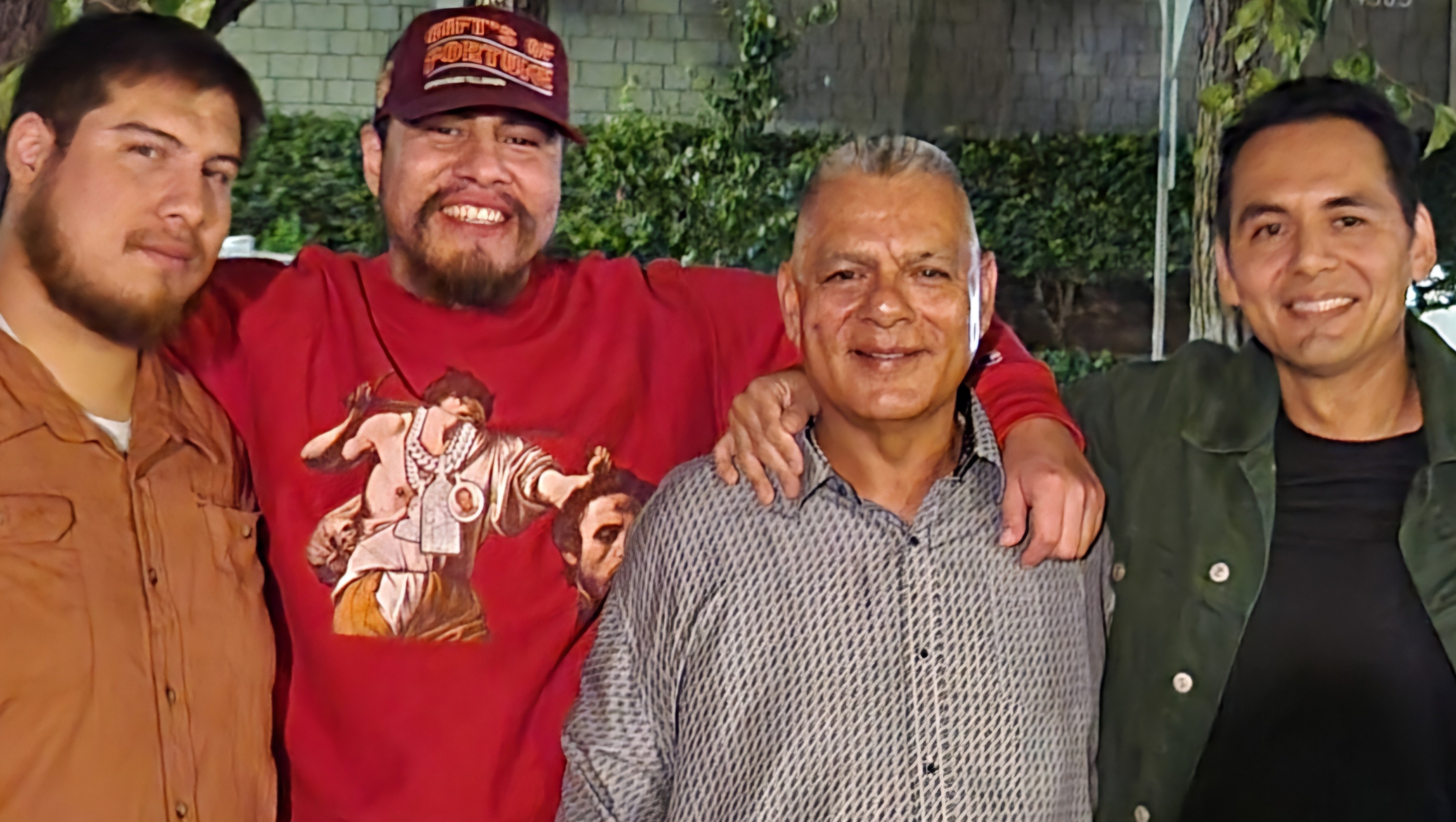 How James Conner'S Parents Supported His Cancer Battle - 1qgvx5h