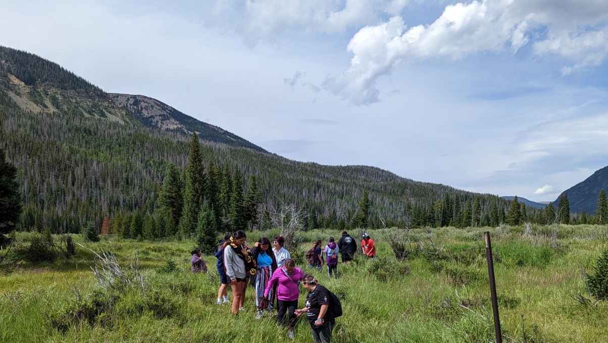 Navigating Sacred Ground: A Traveler’s Guide to Arapaho Ancestral Spiritual Sites