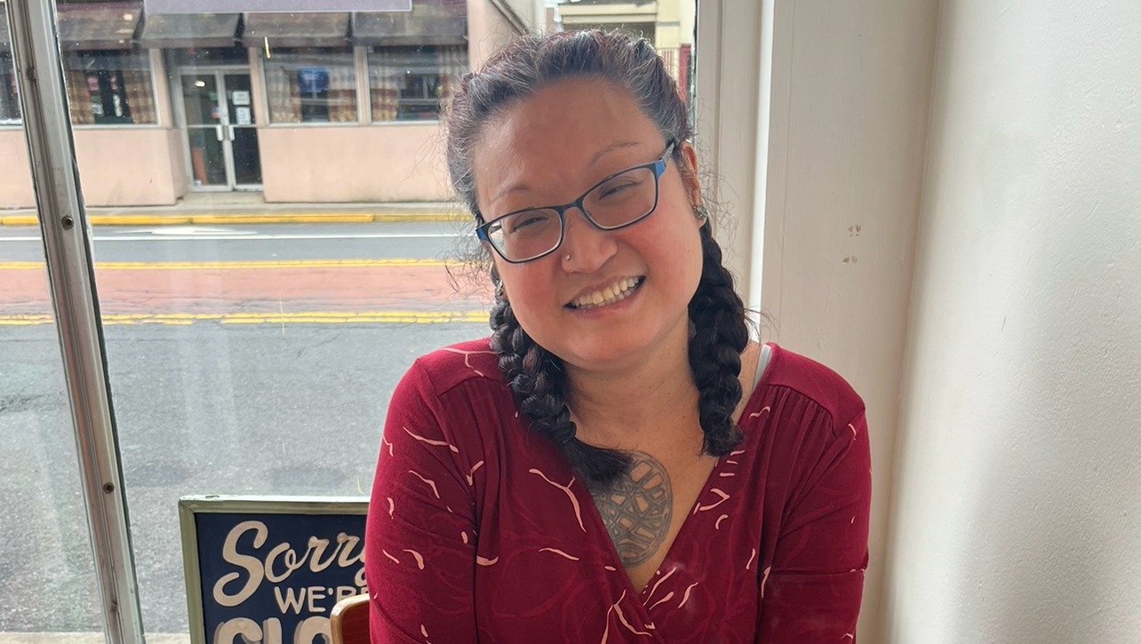 In Memory of Chris Jones: Aid for Her Loving Family photo